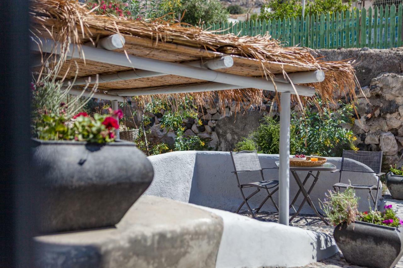 Rock Villas Complex - Private Luxe Top Retreat - Castle And Sea View Emporio  Bagian luar foto